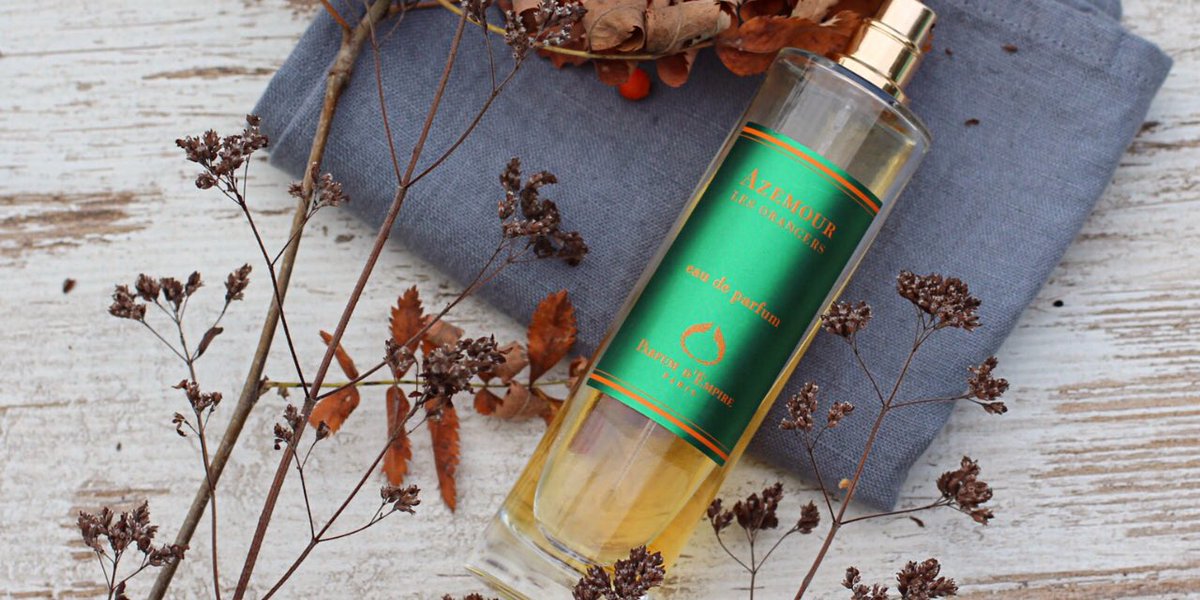 Mood Scent 4 : Perfumes That Work For Everybody Else But You. Read my choices on wp.me/p5UYWk-ZZ and the picks of <a href="/iscentyouaday/">Samantha Scriven</a> , <a href="/abottledrose/">Tara</a> and @meganinsaintemaxime on their blogs.