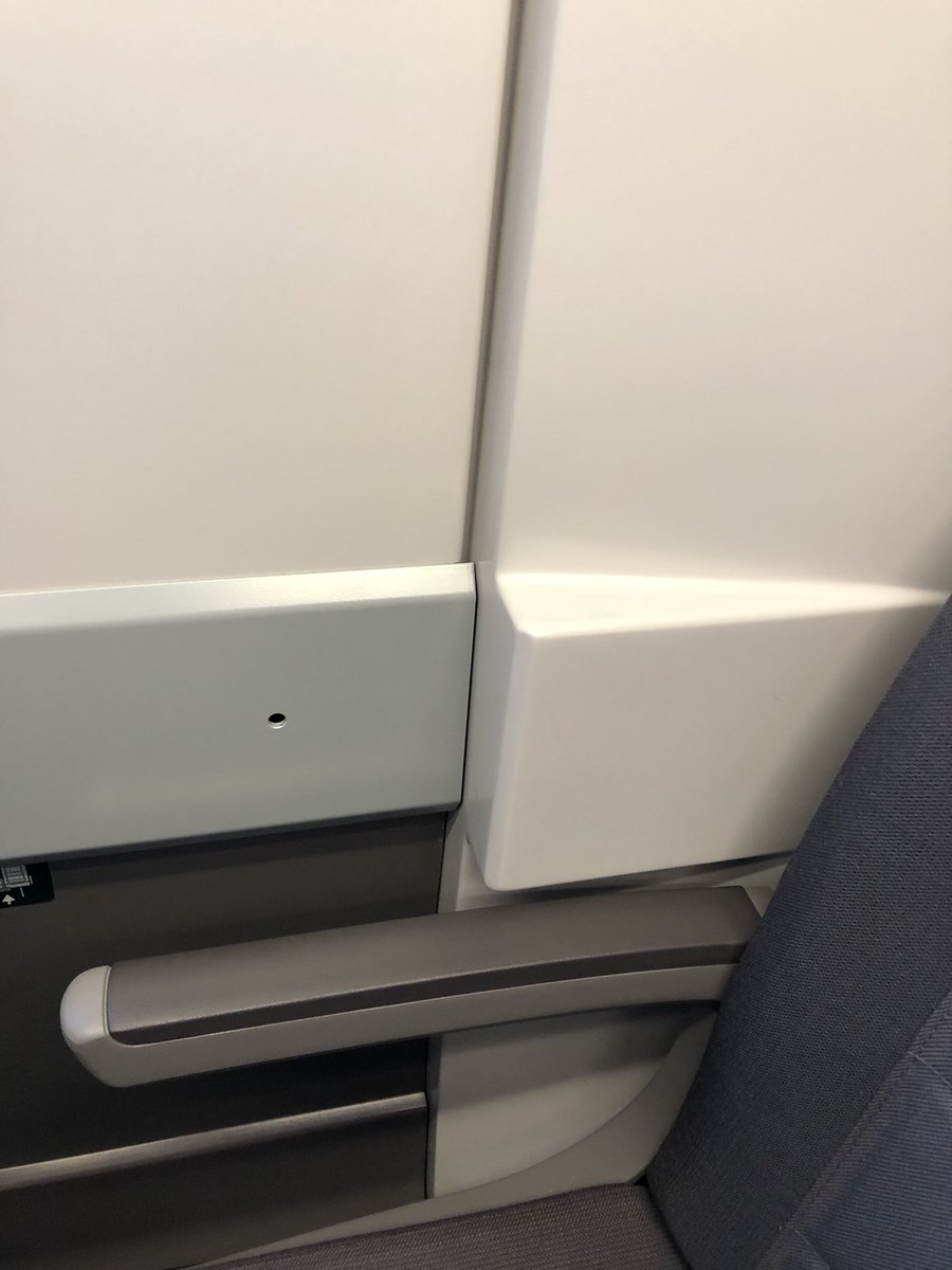 deakin_ahoy's tweet image. Frustrating when people don’t spend the time to really think about design in a more human way. Spot the problem ⛔️ #gooddesignmatters