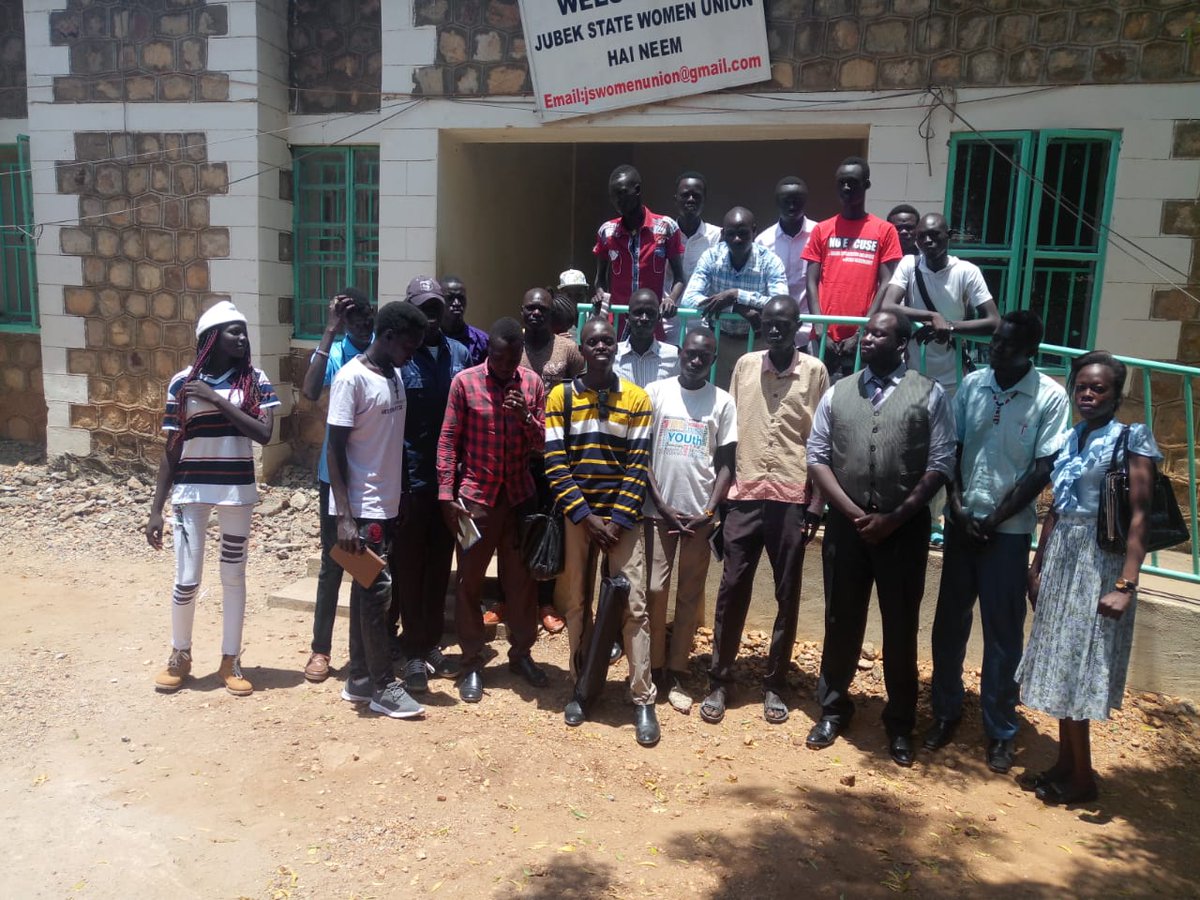 JCRC_official's tweet photo. The Juba Civic Resource Center @JCRC_official , provides an open and absolutely free engagement space to civil society organizations. 27th Sept 18, we hosted a Youth forum  by Junub open space. @junubos @nelsonkwaje 
#southsudanyouth
#youth
#USAIDtransforms https://t.co/yzsrpo8zy3