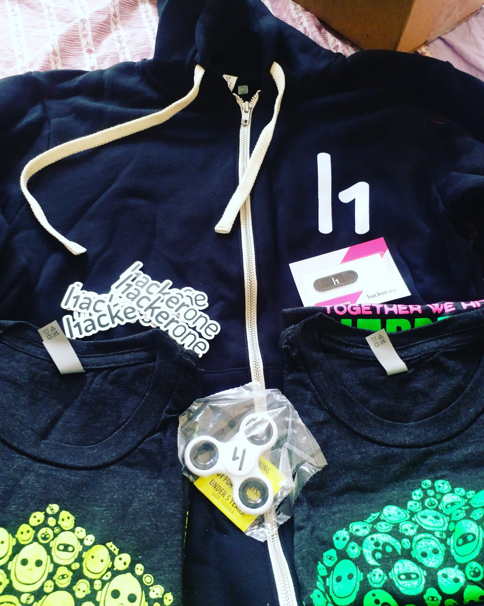 buy hackerone hoodie