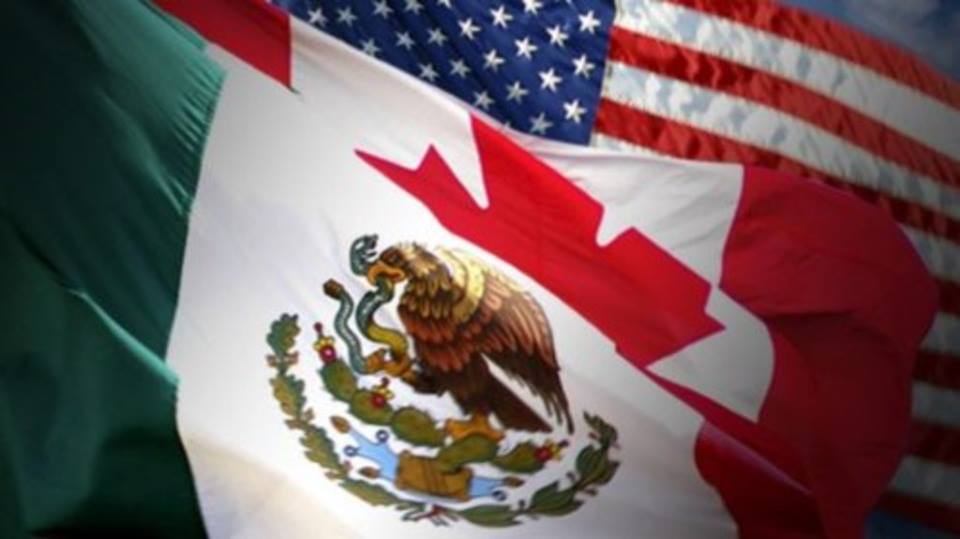 Notimex's tweet photo. Canadá resolvió sumarse al acuerdo comercial que EUA y México alcanzaron el mes pasado, lo que permite mantener vigente el #TLCAN. >> https://t.co/Xod3XyBqsI https://t.co/HlknE0BF5g