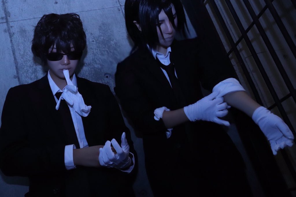 raiki08's tweet photo. ⚠︎コスプレ
【DC/爆発物処理班】

「萩原さっさと済ませるぞ。」
「分かってるよ」

松田陣平(来妃)
萩原研二(なつを)
photo(れお)
#raikicos https://t.co/VKgIWnLcu0