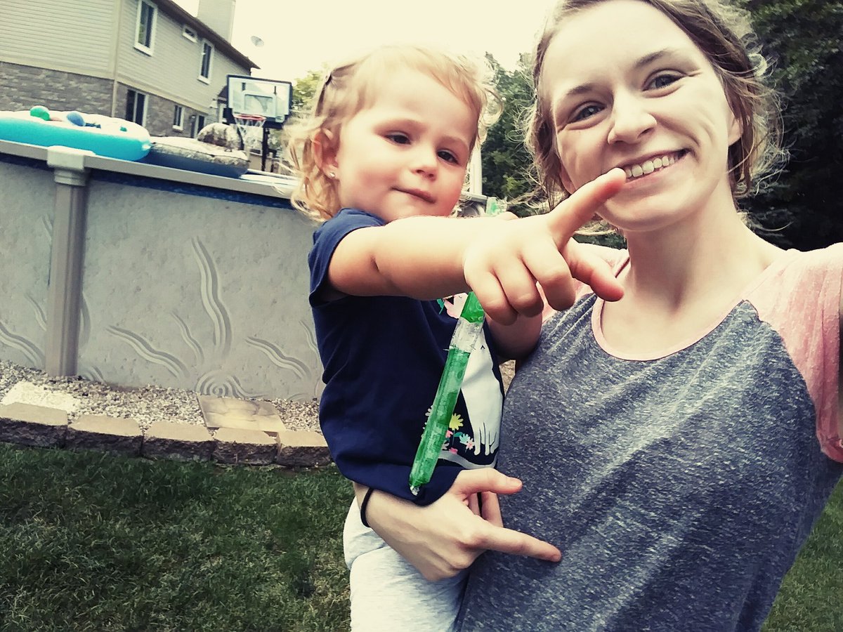 Gabby_tyler2's tweet photo. She's perfect #rileybug #mommasbaby #youcompleteme #iloveyou https://t.co/1t2KXuHGU8