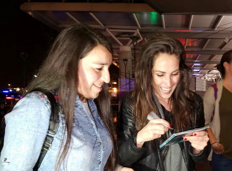 Malulera_ARG's tweet photo. Como te dije: "Gracias, gracias. En serio, GRACIAS" @_MaluOficial_ ❤
Que disfrutes de la estadía en 'tu Argentina'! Hasta pronto! 
Gracias por la buena onda de tu equipo tmb, Rebeca, Blanca, @SolPineda..! 😘 https://t.co/kHr5GdAPQf
