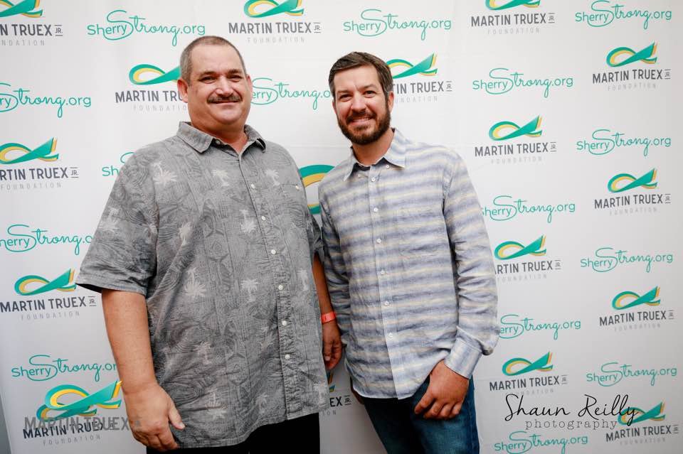 scott9759's tweet photo. @seawatchint @MartinTruex_Jr @MonsterMile Go Marty ! https://t.co/BseiabBM4z