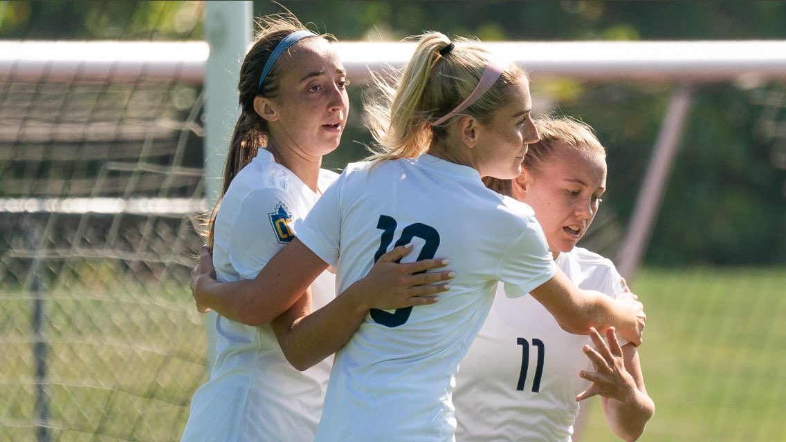 ubcwsoc's tweet photo. A big 6 point weekend on the road in PG and Edmonton with 2 shutouts #allsmiles #GoBirdsGo #Teamwins https://t.co/c44zJ36gqN