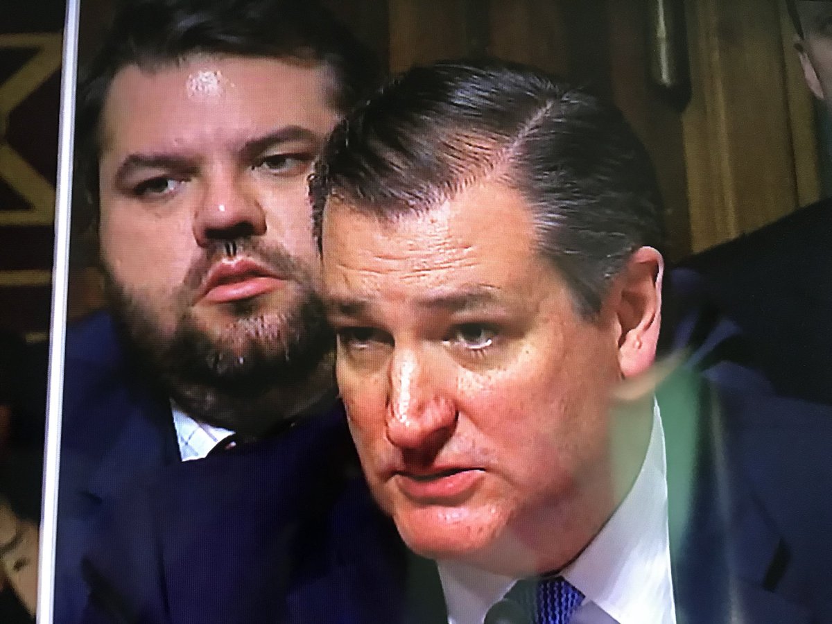 WildNFree916's tweet photo. @chrislhayes @KarenSchuldt1 Kavanaugh was not a starting player on the football and basketball tm.He was the water boy who sat in the bench and drank Keystone beer. The dude is a douche and resorted to sexual assault young girls. It’s sickens me that POTUS, GOP &amp; Kavanaugh are dismissing the allegations. https://t.co/0E8uUuhvCm