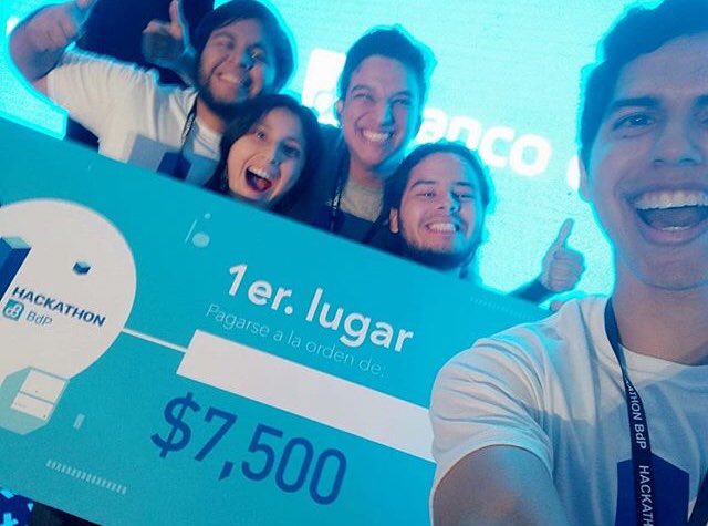 TawsEspol's tweet photo. FELICITAMOS MUY ORGULLOSAMENTE AL EQUIPO GANADOR!!🎉👏🏻 comprendido por nuestros queridos miembros del Club💖 #BeTaws #BeDifferent @GaaloCastillo @FiAs97 @pabloestradac  @LeonardoKuffo @BellenGC @cparedesverduga https://t.co/kO7G2UIrJi