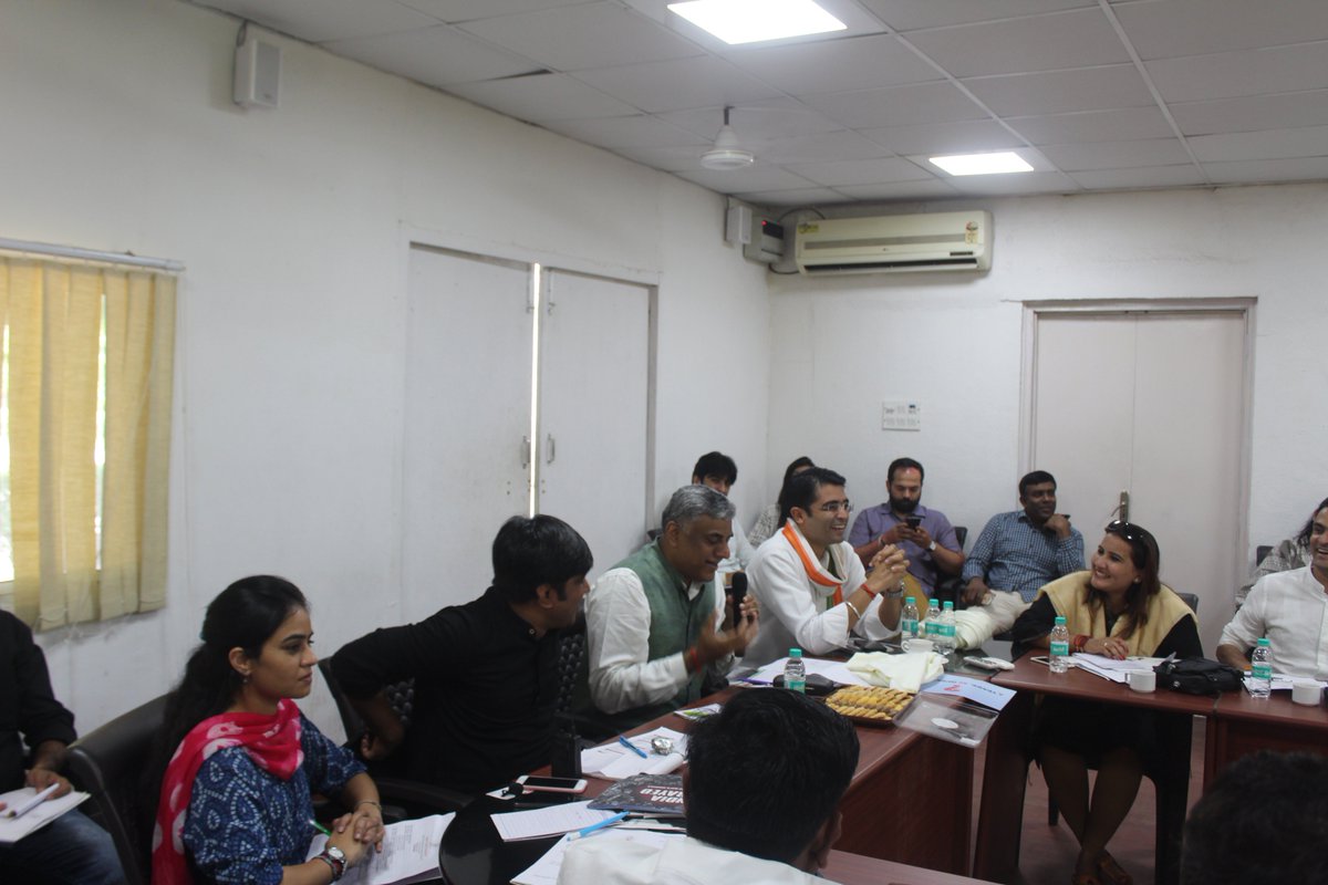 pandey_amrish's tweet photo. Dear Sri. @rajeevgowda Ji, It was indeed a privilege to have you with us at the  training workshop. The knowledge that you shared on various topics will go a long way towards the advancement of our team.
Looking forward to more such interactions in future. https://t.co/BCDt9OvcL7