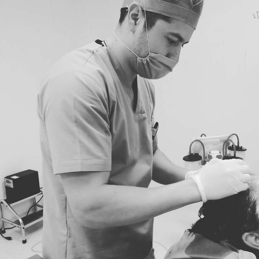ivanduran's tweet photo. #Nurse #hospital #profesion #healthy #quirófano #enfermeria #partnes #boss #Cardiology #HereWeGo https://t.co/Bvurn8zutl