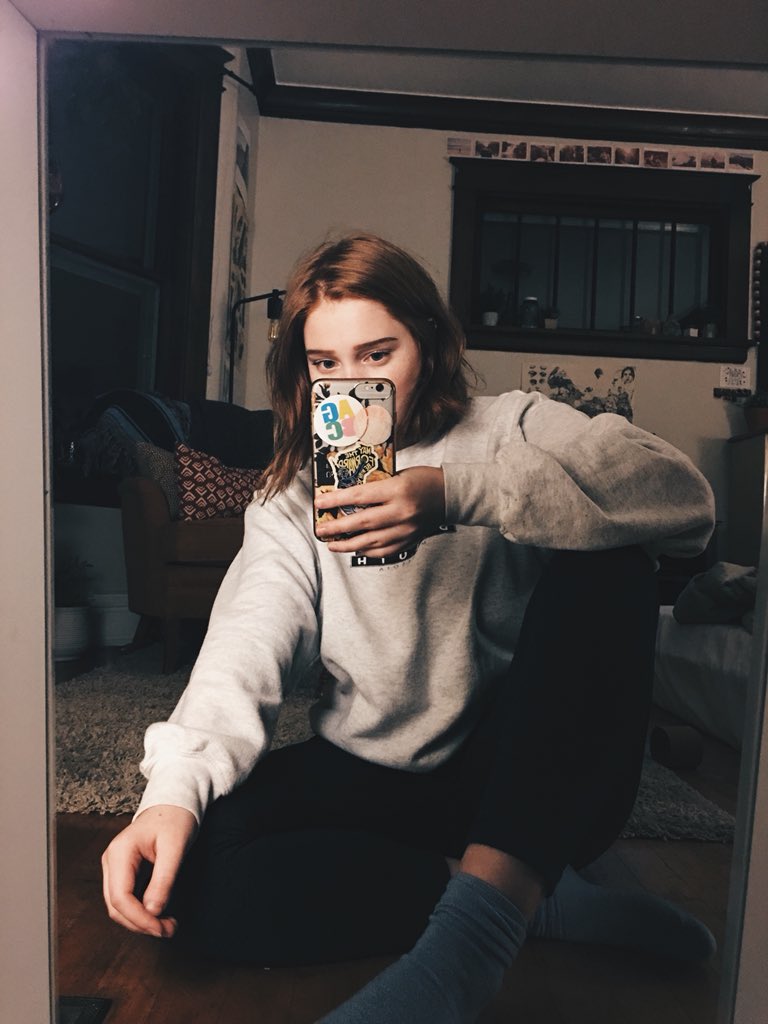 spacekaitie's tweet photo. Here’s some casual pics of me. https://t.co/aR9NvA6kPS