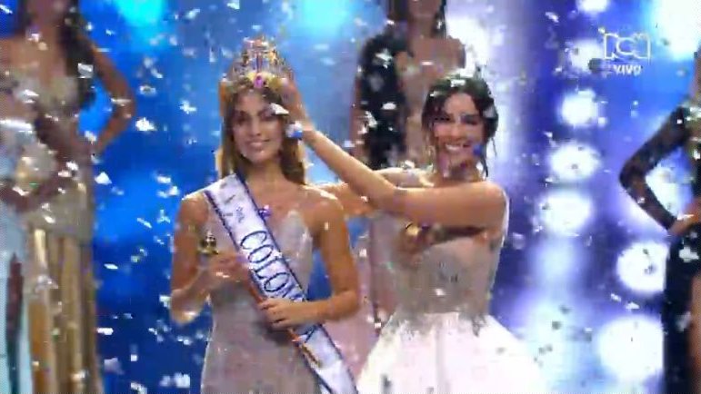 Colombia tiene nueva representante en Miss Universo. Varelia Morales, es la gran ganadora de #RumboAMissUniverso → goo.gl/d5h2gr