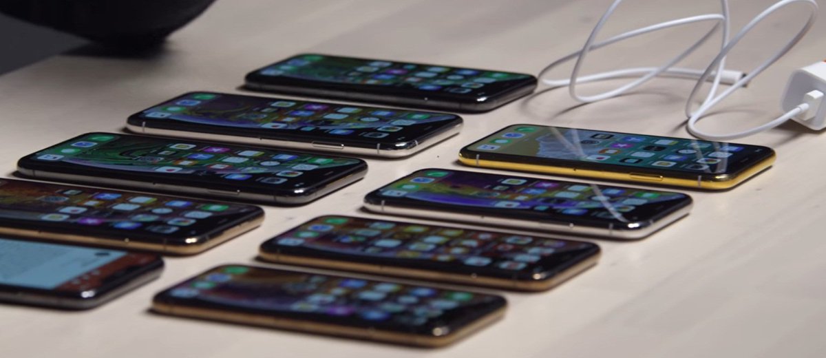 JagbaniOnline's tweet photo. #Apple ਯੂਜ਼ਰਸ ਦੀ ਵਧੀਆਂ ਪਰੇਸ਼ਾਨੀਆਂ, ਲਾਈਟਨਿੰਗ ਕੇਬਲ ਲਗਾਉਣ 'ਤੇ ਚਾਰਜ ਨਹੀਂ ਹੋ ਰਹੇ ਨਵੇਂ #iPhone ! https://t.co/JRRiFlPuT9
#iPhones #ChargingProblems @Apple https://t.co/5hIG6hIiCs