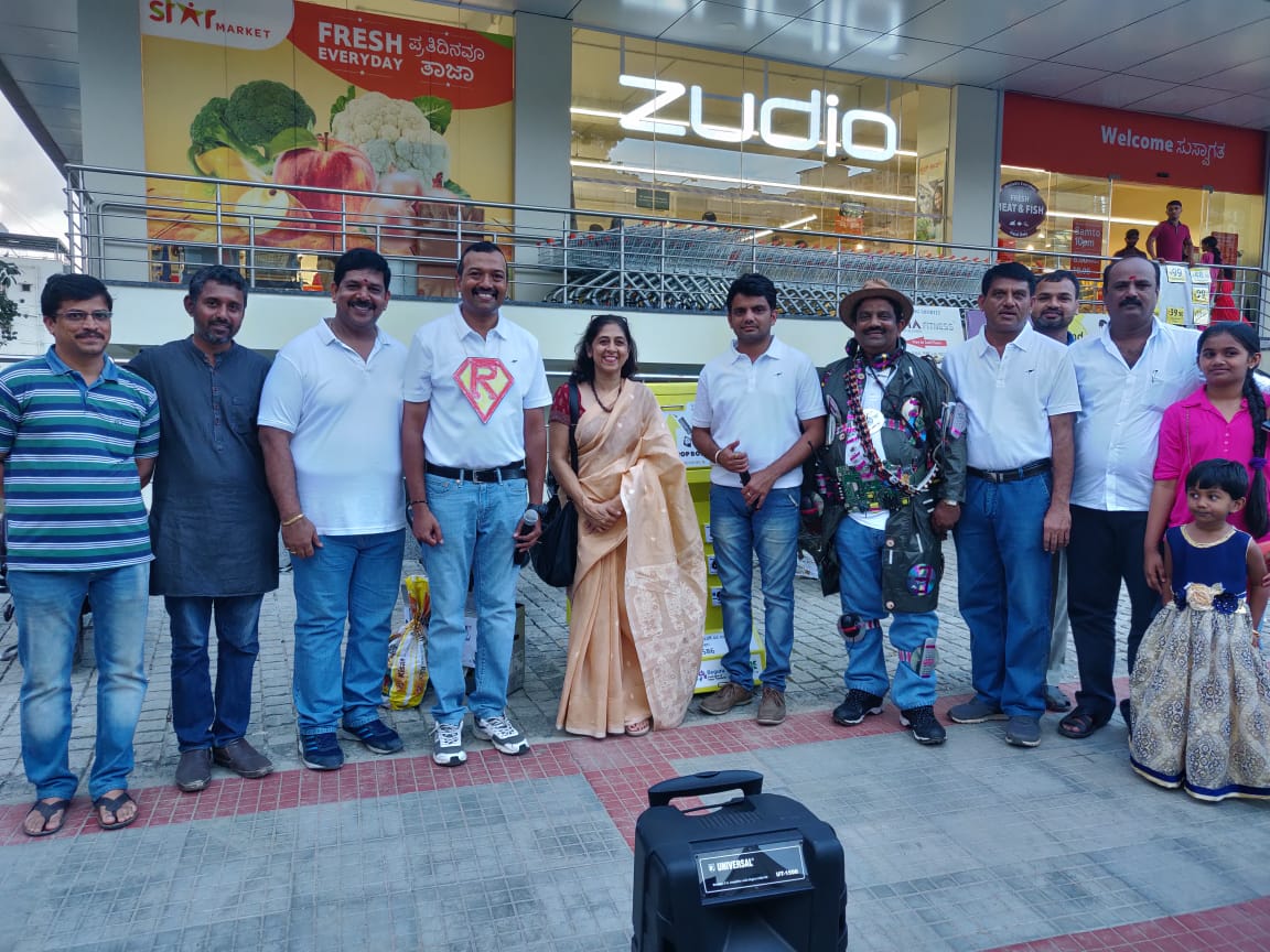 NammaBeguru's tweet photo. Inauguration of public #ewaste bin at Sky wash, near Dlf new town, Akshaya nagar yesterday as part of @bresponsibleone campaign by ENSYDE and  @saahasorg in association with Namma Beguru

 @SaahasZeroWaste @Follow_GreenE @swachhbharat https://t.co/aOD6HSMym4
