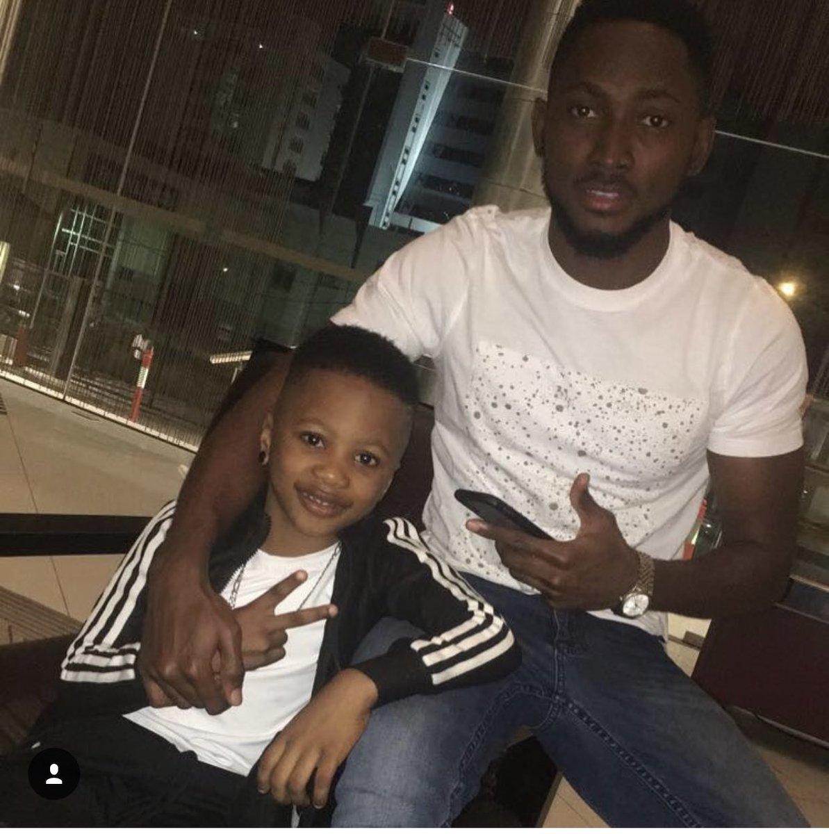 Lasgidi4L's tweet photo. #ToracleBreaksTheInternet https://t.co/jaMoUdgsXj