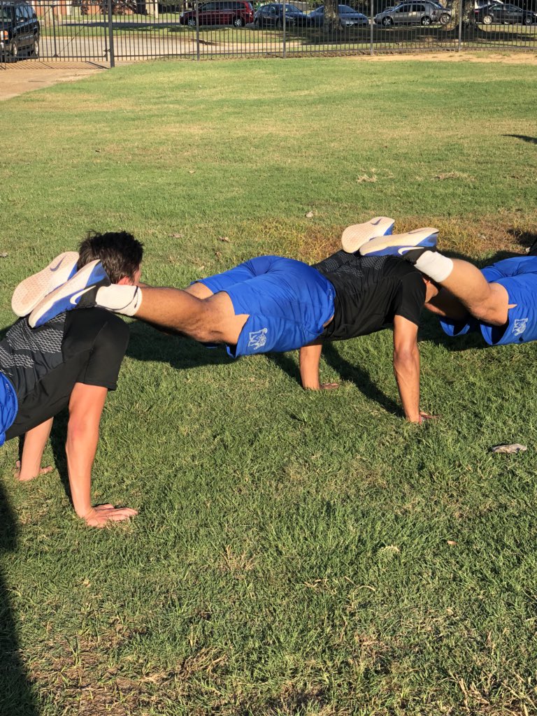 memphis_sadev's tweet photo. There is strength in numbers. @MemphisBaseball WE are greater than me. Donโt be the weak link. #BrothersKeeper #StriveForExcellence #ItPaysToWin #StripeUp #TGT https://t.co/H8ReBog6DC