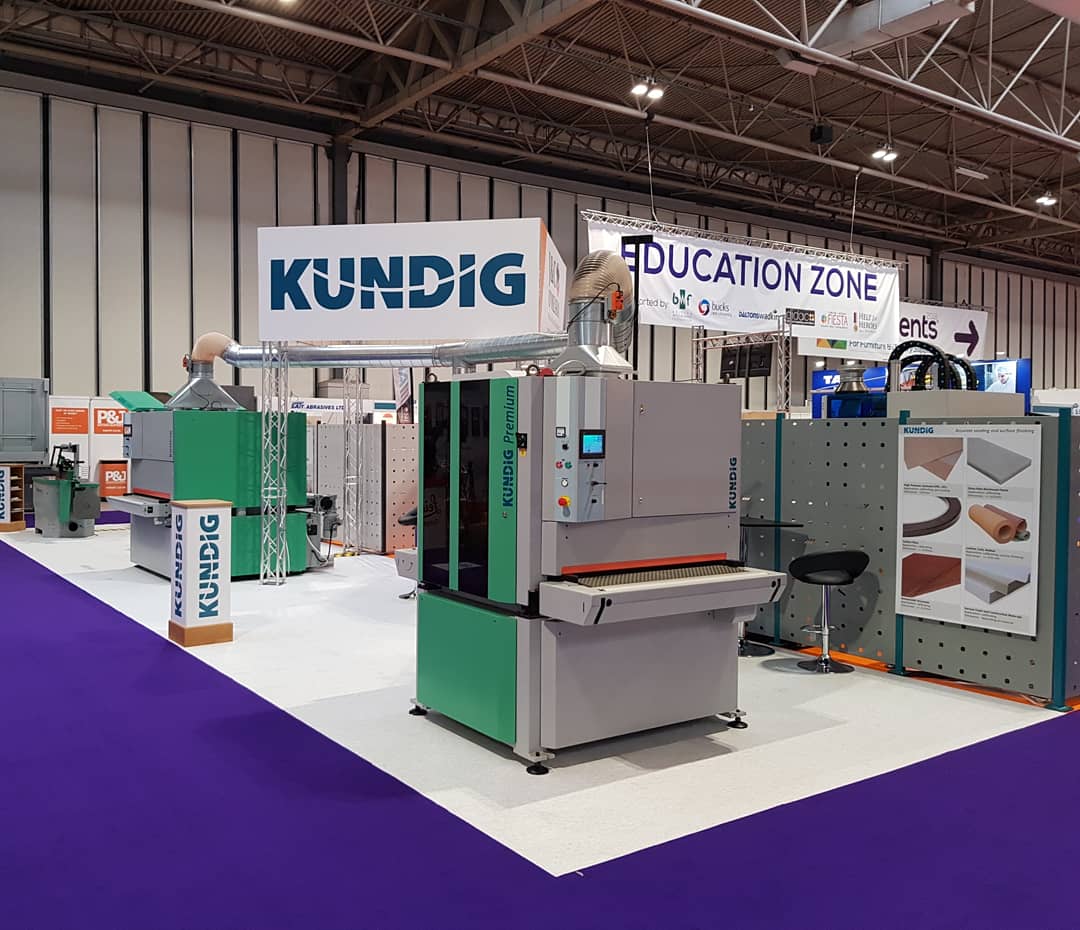 UKWoodMachinery's tweet photo. Kundig at the #w18exhibition #widebeltsander #veneersander #edgesander #lacquersander #madeinswitzerland🇨🇭 https://t.co/pY8S9Kxlpk