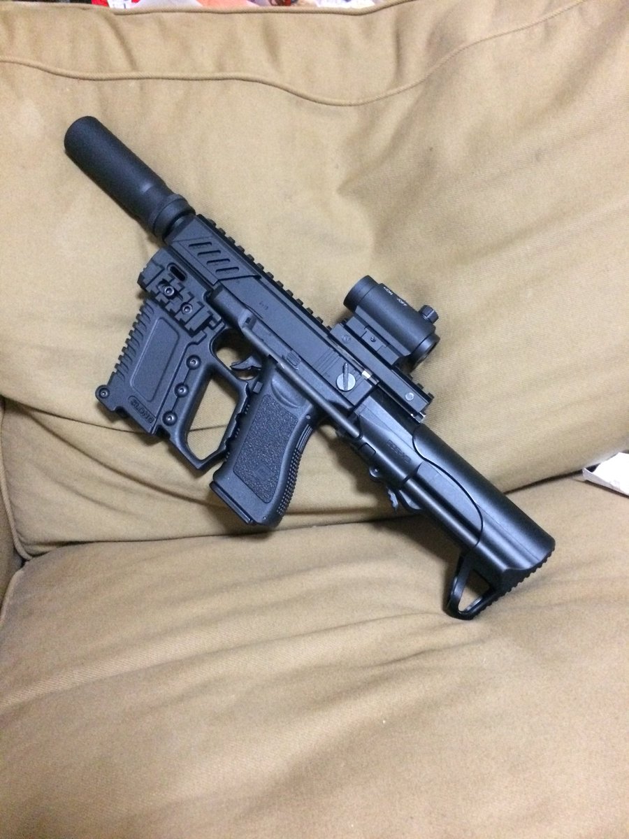 50%OFF】 【最終値下げ】グロック18C(SMGカスタム) トイガン