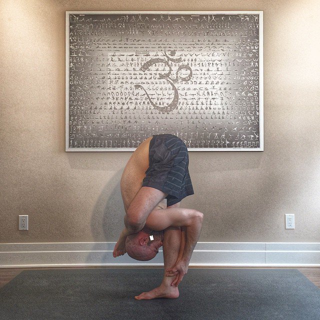 AwarenessBody's tweet image. #yogachallenge
Is there anyone who can do this pose so perfectly.
Pic credit @ brianmilleryoga
#adultyoga #breathe #yoga #meditation #mindfulness #fitness #BodyAwarenessForLife #WestAuckland #aucklandyoga #yogalife
