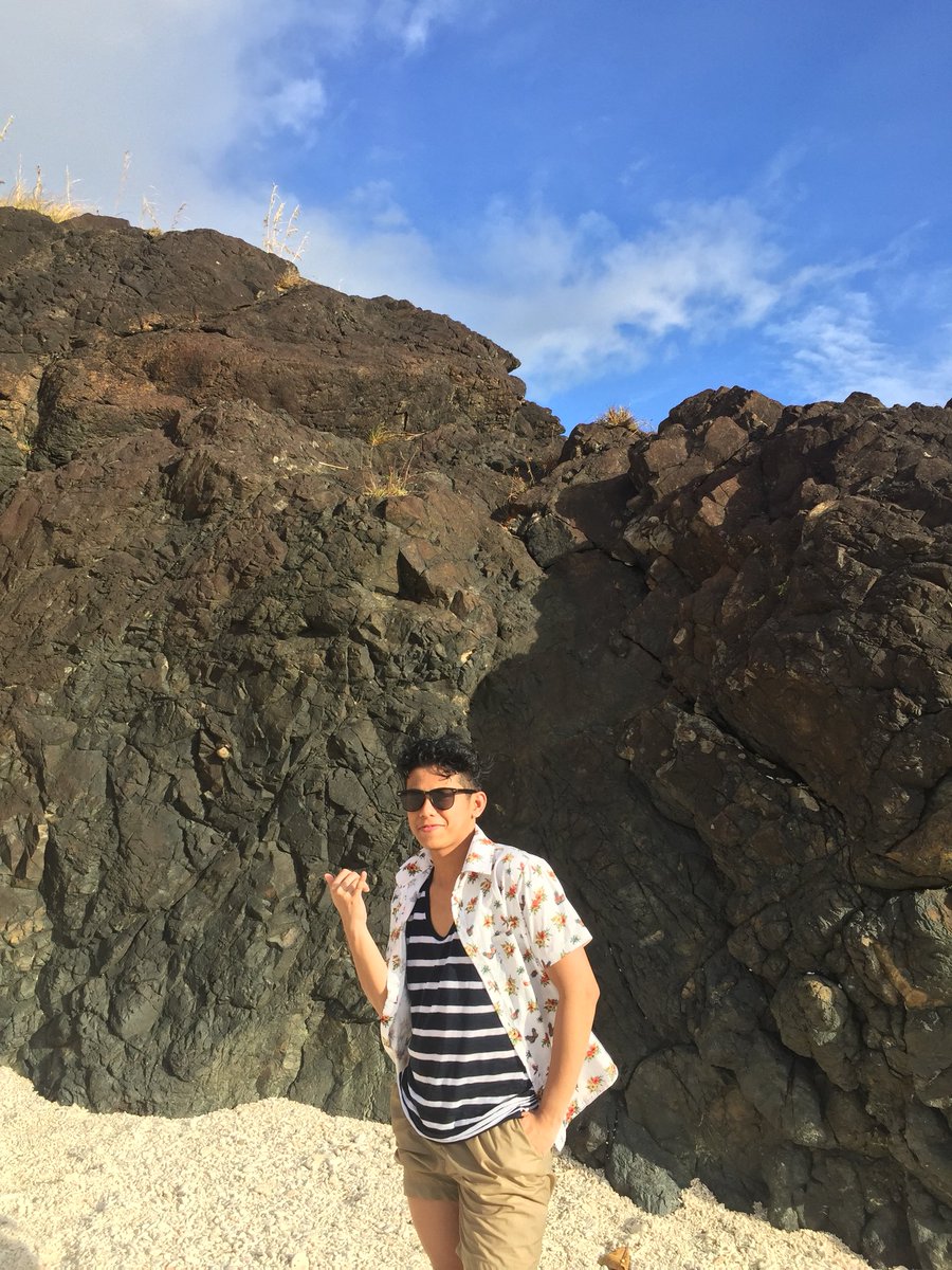 NhelrickG's tweet photo. When in Calaguas🏝 https://t.co/FkevzXu0gL