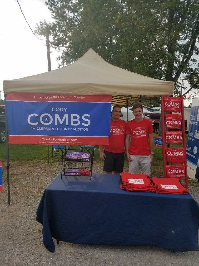 combsforauditor's tweet photo. Had a great time meeting everyone at the Pumpkin Run this weekend! Remember to get out and vote this November!
#CC4CC https://t.co/OlzTGanwYw
