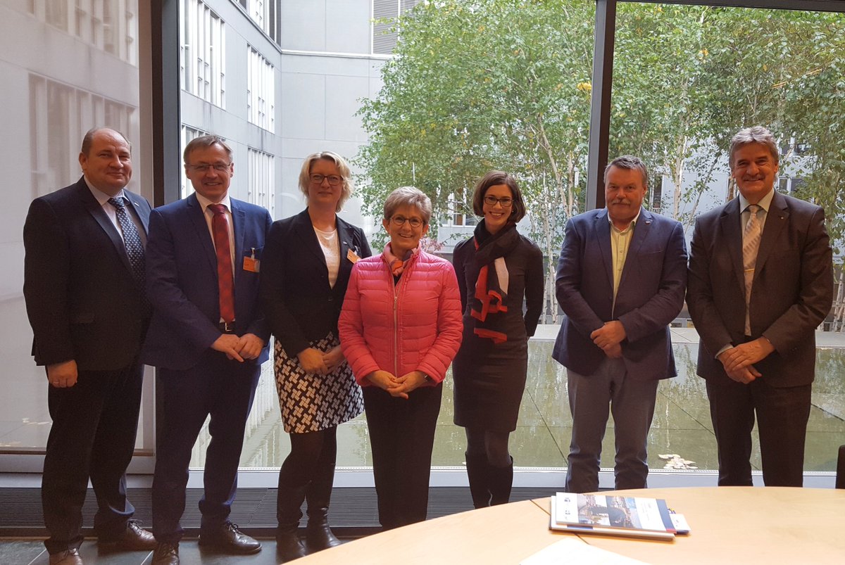 jvpollok's tweet photo. Heute Austausch zum Thema #Wassertourismus mit MdBs @dr_tiemann und Dr. Klaus-Peter Schulze gemeinsam mit @IHK_Ostbrandenb @IHKCottbus  Wassertourismus wird noch zu wenig als Wirtschaftsfaktor betrachtet, trotz jährl Bruttoumsatz von 200 Mio EUR in Brandenburg/Berlin https://t.co/467kMVNDvL