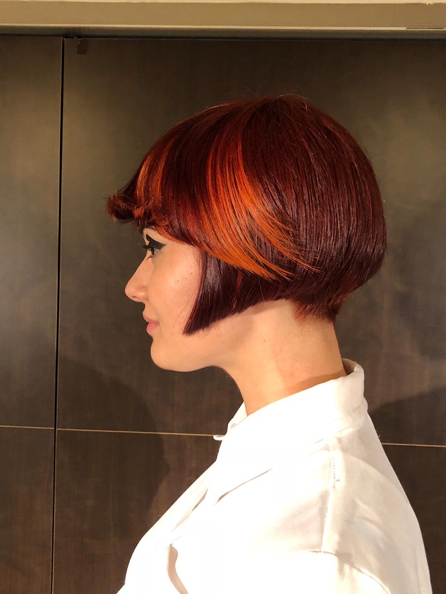et_pentinem's tweet photo. Que bé que ens ho hem passat i que interessant també la formació d'avui dilluns de #Schwarzkopf i de la mà de #Pelsynera! https://t.co/3O1RZ0QX9q