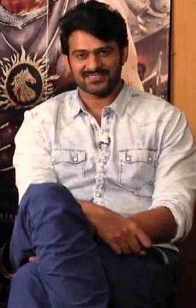 pubzudarlingye's tweet photo. You turned Pisa into what it was when I was twenty, said the commissioner #AndreaBuscemi who met the leading actor #Prabhas and referred him as a "True Leonardo DiCaprio"
in Bollywood.
#amour #italy #pisa #Prabhas20 https://t.co/gCktvS8a8V