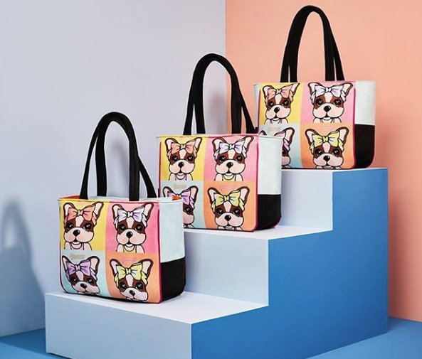 • New collection <a href="/simonesbags/">SIMONES</a> •