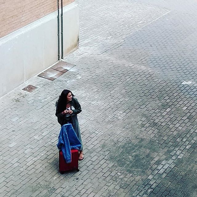 AlbertViolant's tweet photo. Lost
#instantQuotidia2 #everydayMoment2 #raval #ravalejant
#photooftheday #picoftheday #igersbarcelona #igdail #decline #pictoftheday #today #daily #moment #urban #individual #people #forgotten #random #ig_barcelona #ig_catalonia #ig_street #streetportr… https://t.co/oMSwNz0T15 https://t.co/ANTHB3RAW6
