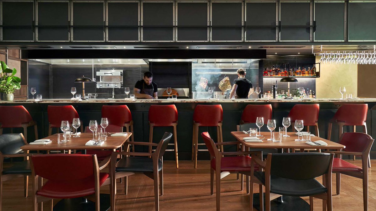 cppluxury's tweet photo. COMO Metropolitan London opens new restaurant, ‘Gridiron by COMO’
https://t.co/nyhwpan77p
#COMOHotels #COMOMetLondon #COMOMetropolitan #London #luxury #luxuryhotel #GridironbyCOMO #restaurant #luxe #RichardHTurner #Chef #gourmet #dining #newopening @COMOHotels @metlondon https://t.co/JqmS9a2Ltg