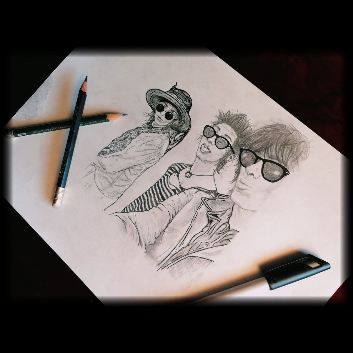 Naseflamme123's tweet photo. 🎃⚰️🖤🦇
#Sketch #sketchbook
#sketchnotes #palayeroyale #remington
 #sebastaindanzig #emersonbarrett #remingtonleith #fanart #drawing #remingtonleithart #blackandgrey #sunday #palayeroyalfanart
🦇
@remingtonleith @palayeroyale @PalayeRoyalePR @SebastianDanzig @EmersonBarrett https://t.co/jE6fz8TjKK