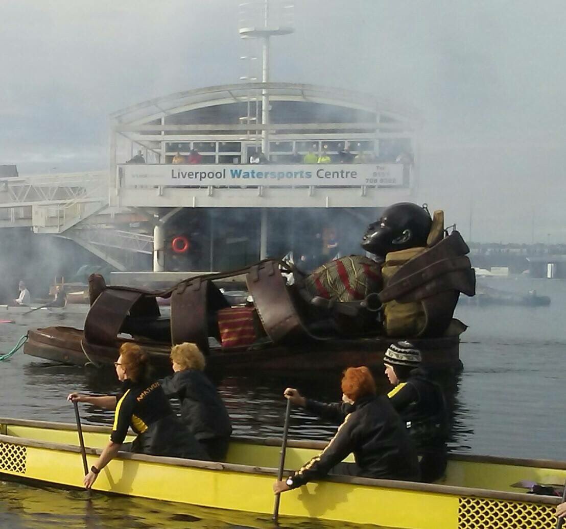 Amathusdbc's tweet photo. Dragons with Giants #giantspectacle @GiantSpectacle on the water. A great day @theAlbertDock following the giants.@LivEchonews Waving goodbye to the giant boy https://t.co/O2hJkNJjdN