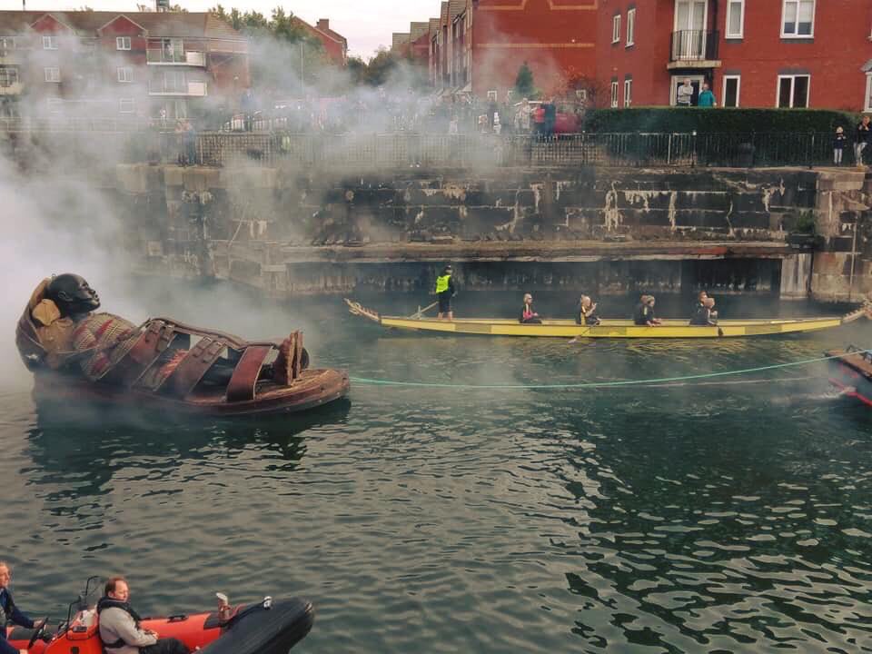 Amathusdbc's tweet photo. Dragons with Giants #giantspectacle @GiantSpectacle on the water. A great day @theAlbertDock following the giants.@LivEchonews Waving goodbye to the giant boy https://t.co/O2hJkNJjdN
