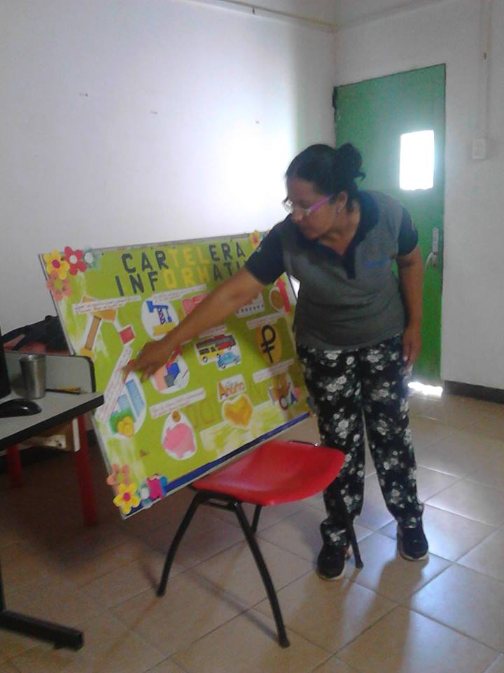 InfocentroLirio's tweet photo. #VenezuelaEnCrecimiento

 Voceros y voceras de diferentes Consejos Comunales participaron en los talleres de Economía Digital.

https://t.co/wyVHgLU7ez 

#infocentro4x4 https://t.co/2r3LTzJNAa