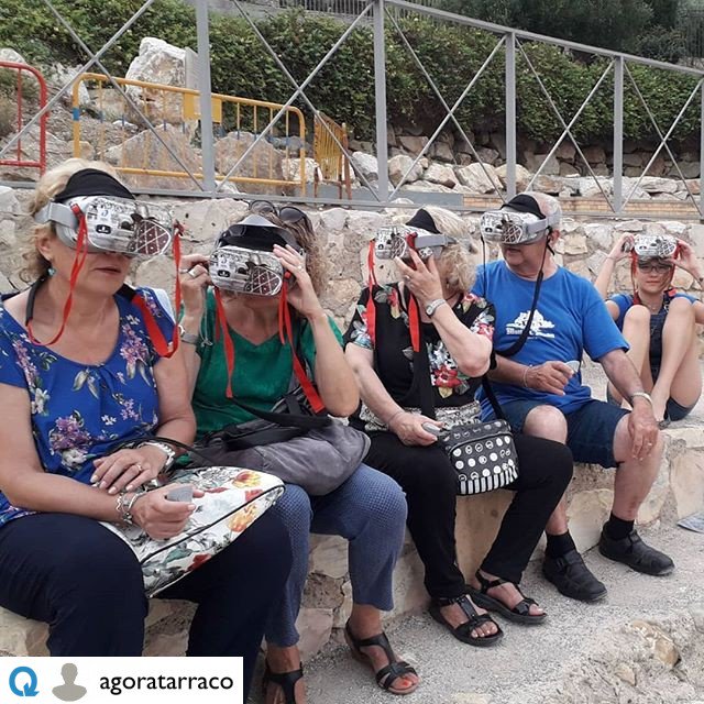 imageenvr's tweet photo. Visita amb ulleres de realitat virtual avui amb membres de varies Associacions de Tarragona. Molt contents, ens han dit que ens recomenarán. Gràcies.  #agoratarraco #turismetarragona #imageenvr ➡️https://t.co/ZoYIiQvk20 🌝🌝 via @agoratarraco https://t.co/dEOoTp4p5d https://t.co/1EwHMOhb23