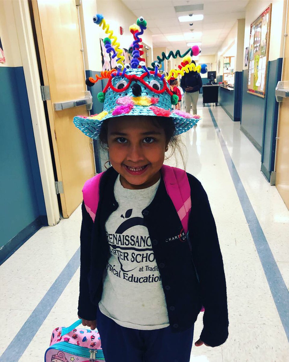 RenTradition's tweet photo. Crazy Hat Day is in fact VERY crazy! We love the creativity of our students &amp; staff! 🎩👑👒🧢⛑ #RSCT #TRAD #crazyhatday #spiritweek https://t.co/JUbBpO2Iqa