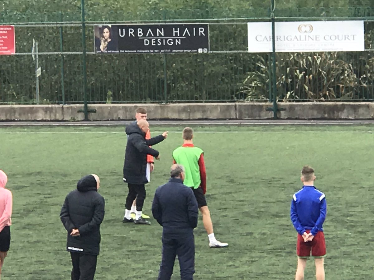 NiallORegan29's tweet photo. Great to see the next group of @FAIreland @CorkETB players in Carrigaline today completing @FAICoachEd PDP1 with regional development officer @davidbell0307 @CarrigalineUtd #learning #lifelonglearning #elite #playerdevelopment https://t.co/lXS2qeq4Gl