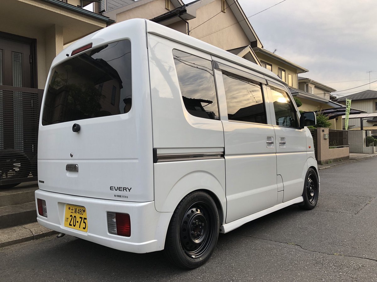 はまけん Di Twitter エブリイバン売ります 一括25万 Da64vジョインターボ 5mt 初度平成年5月 走行1500km 車検32年5月 車高調 左前ショック抜け有 オーディオレス Fガラスヒビ1cm有 現車確認出来ます 中古車 過走行の為 理解の無い方の購入はご遠慮下さい