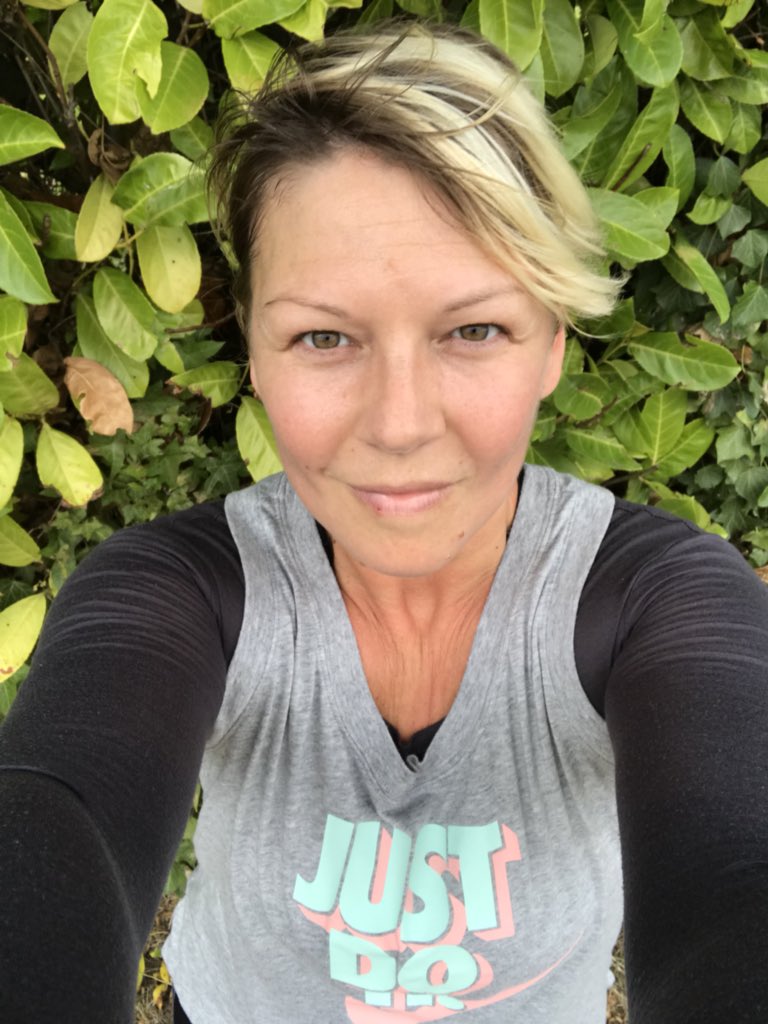 Partridge_Vicki's tweet photo. A lovely lunchtime run inspired by @MintridgeFDN mind refreshed ready to take on Monday afternoon #GetMoreActive #ThisGirlCan #LunchtimeWorkout #PositiveMentalAttitude https://t.co/4UQxN2XSqk