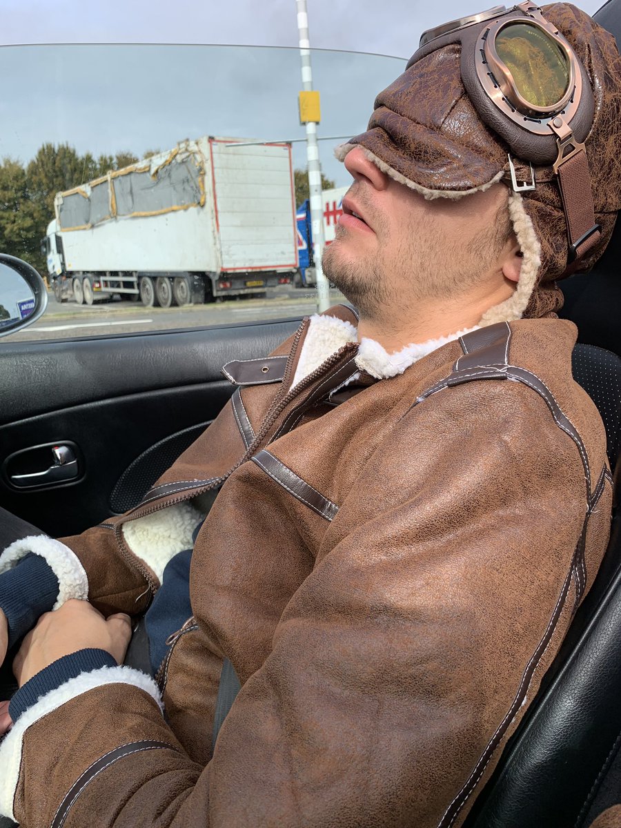ClickDealerLTD's tweet photo. PIT STOP. 

Sgt. Moxham is down... 

Lieutenant Poody None Stop to take over for the final leg.

Over and out... 

#B4B18 #Bangers4Ben #TheIMDA https://t.co/fHRLWl8AGc