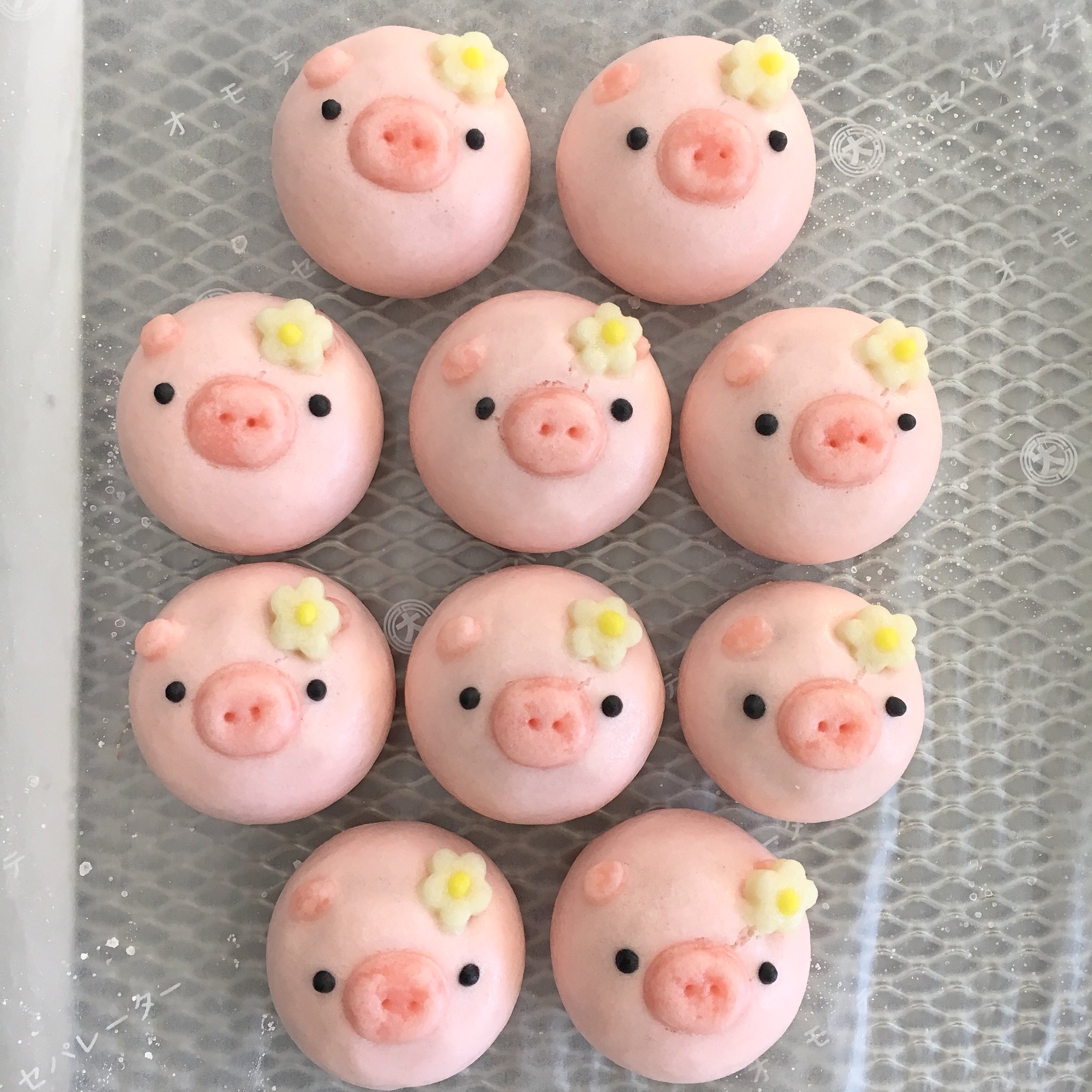 御菓子司 まんさく 今日のお菓子どうぶつ園まんじゅう 豚とん饅頭 こし餡 白い花飾りがチャームポイント お菓子どうぶつ園まんじゅう 御菓子司まんさく 豚とん饅頭 Man39 御菓子司 まんさく 今日のお菓子どうぶつ園まんじゅう 豚とん饅頭 こし餡 白い花飾りがチャームポイント お菓子どうぶつ園まんじゅう 御菓子司まんさく 豚とん饅頭 Man39