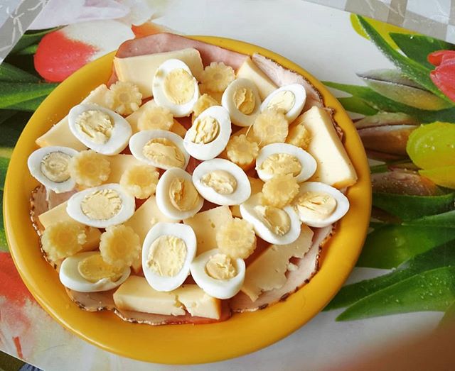 Body24app's tweet photo. We just love quail eggs 🤗🥚🍲 #food #foodofig #instafood #cooking #eatclean #eathealthy #healthyfood #healthyliving #healthy #fresh #slimmingworld #fitspiration #snack #dinner #eggs #foodie #quaileggs #cheese #ham #foodinspiration #fit #fitness #slimming #body24 https://t.co/CbIyoSQf7G