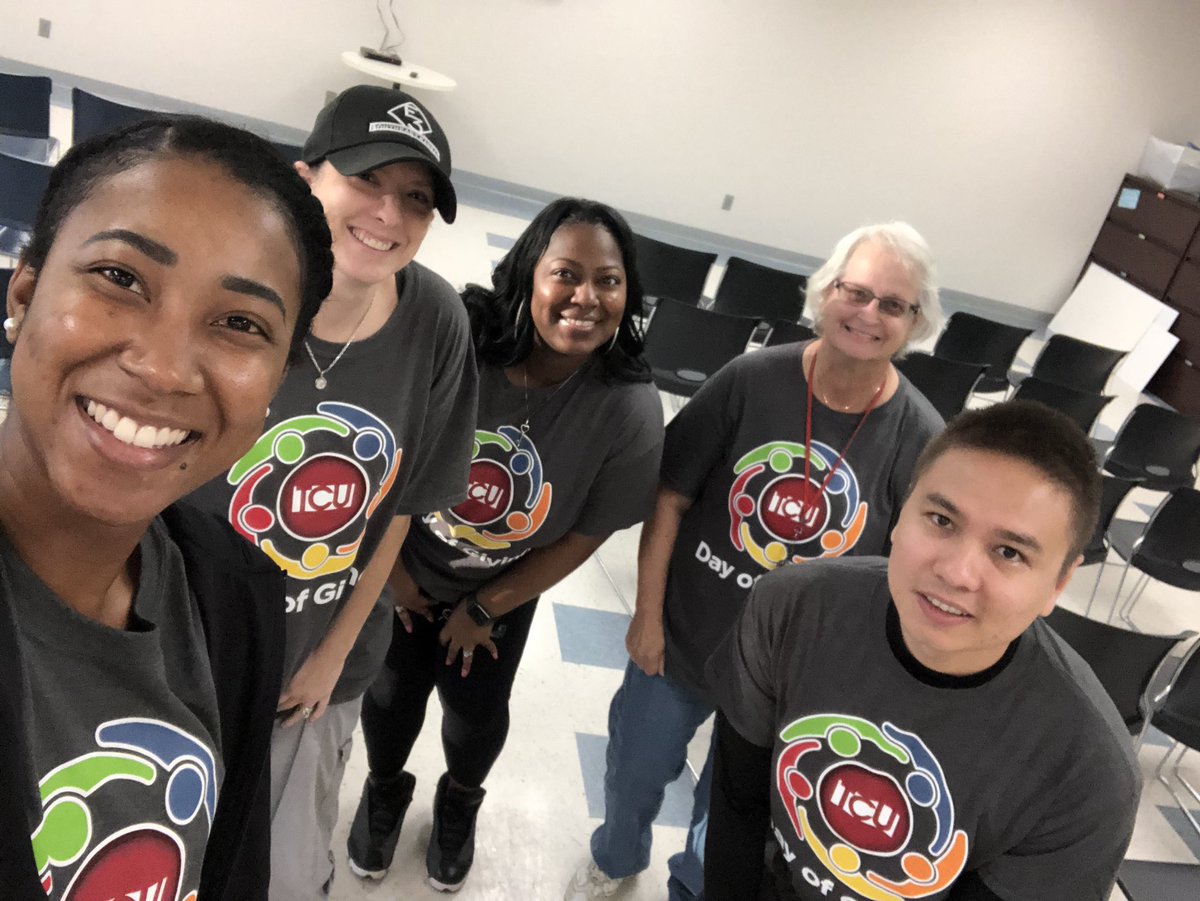 Joy_0415's tweet photo. A few of us just arrived at Gleaners Food Bank of Indiana today as a part of TCU’s Day of Giving! #TCUCommunityCommitted
@GleanersFBIndy @Gleaners @tcunet https://t.co/syYYgpmPeE