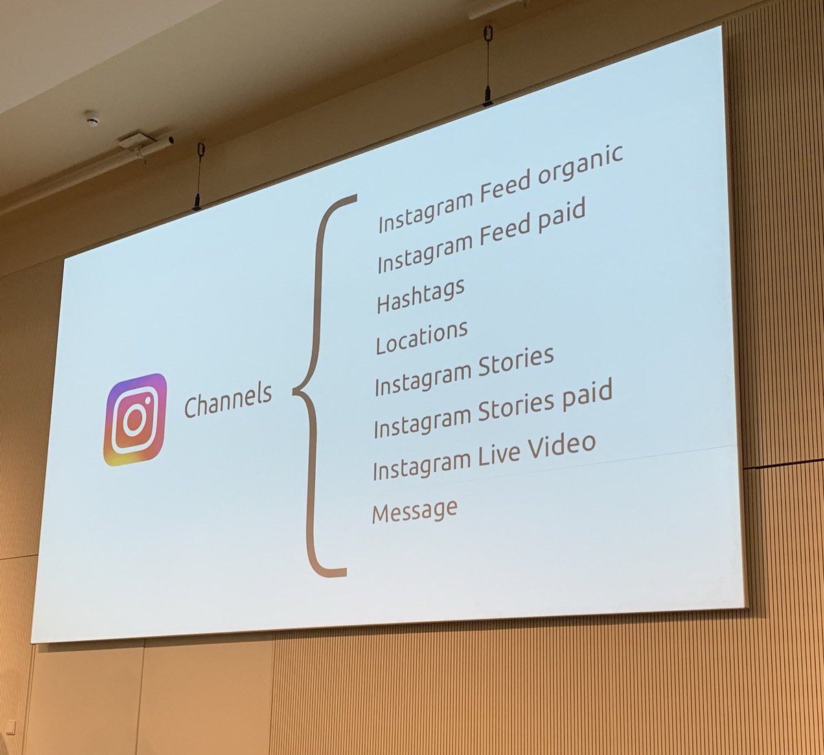 Stories, Feed, Locations: „Ihr müsst einen Redaktionsplan für jede #instagram-Anwendung haben.“ <a href="/pemestel/">Meta Peta</a> at #afbmc #berlin.