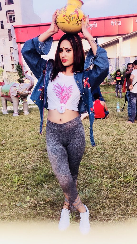 SinghAlyahi's tweet photo. #Modern_Radha #Shoottym #Fun #Enjoy😍 https://t.co/R8ghseXwDW