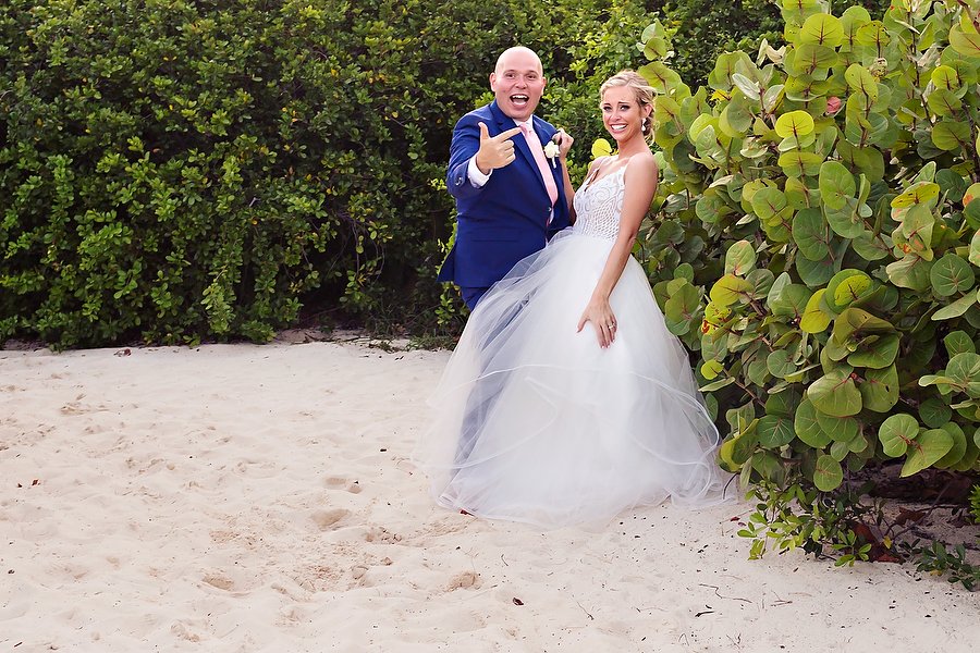 Tara and Michaelangelo have a special kind of love that deserves an international celebration….and that’s JUST what they got! 
<a href="/DreamsPlayaM/">Dreams Playa Mujeres</a> 
<a href="/HayleyPaige_JLM/">Hayley Paige</a> 
quetzalwedphoto.com/galleries/drea…