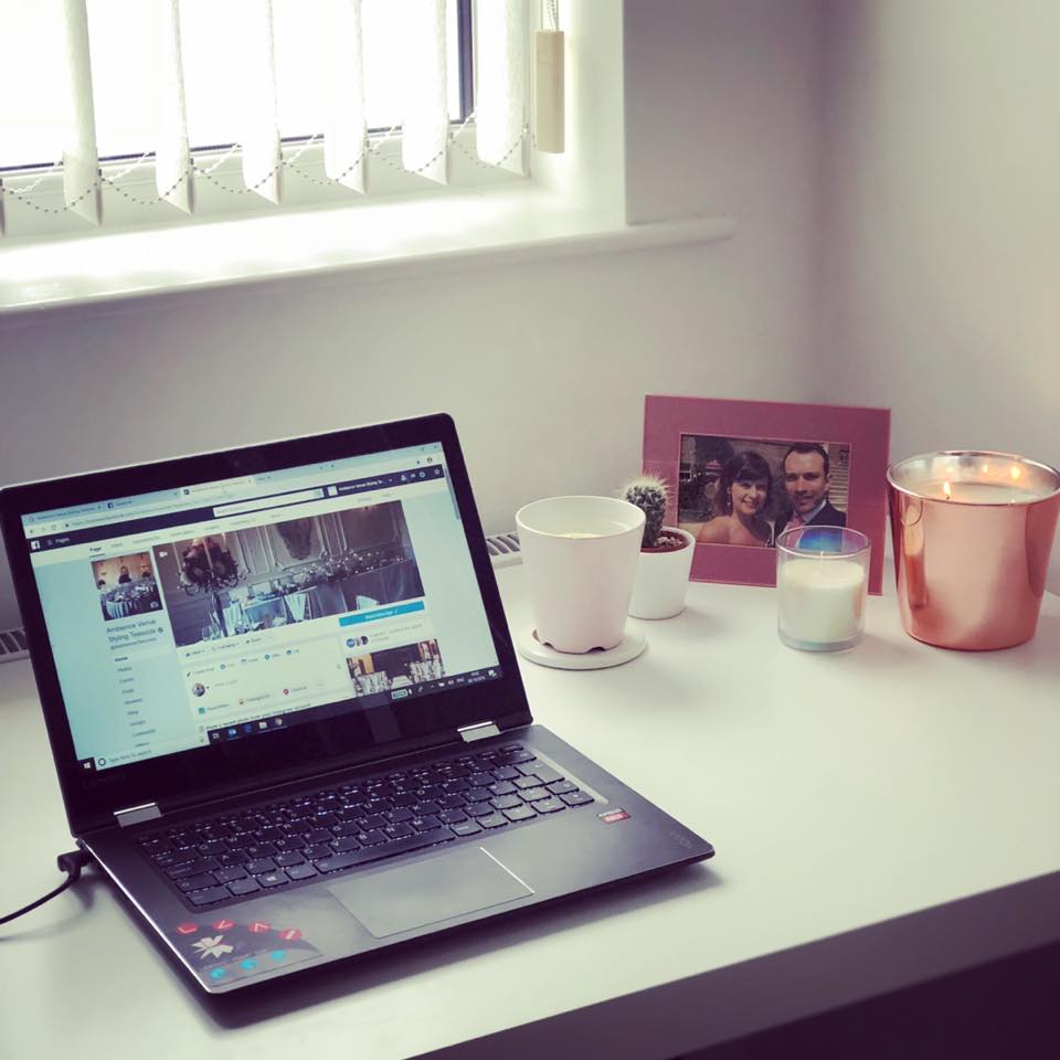 A busy day in the office today responding to all the enquires made over the weekend! #HappyMonday