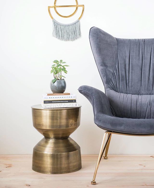 DesignInflConf's tweet photo. A pop of metallic makes all the difference! How do you add intrigue to your designs? 📷 by bloomingvilleus via @americasmartatl #design #decordailydose #colorsofinstagram #designinspiration #designlovers #designyourlife #designinspo #interiordesign #i… https://t.co/kFEQPZLReK https://t.co/Z48GX6Eyeb