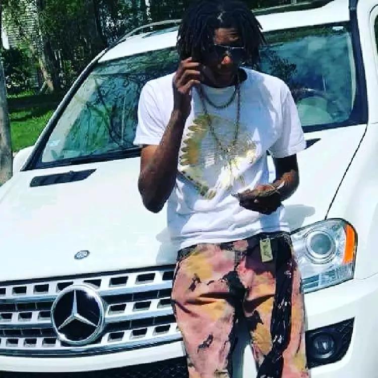 BRichManagement's tweet photo. LouieGang Frmdem Trenches
  https://t.co/PiKDKNmdtP https://t.co/DUxlJ3IICc